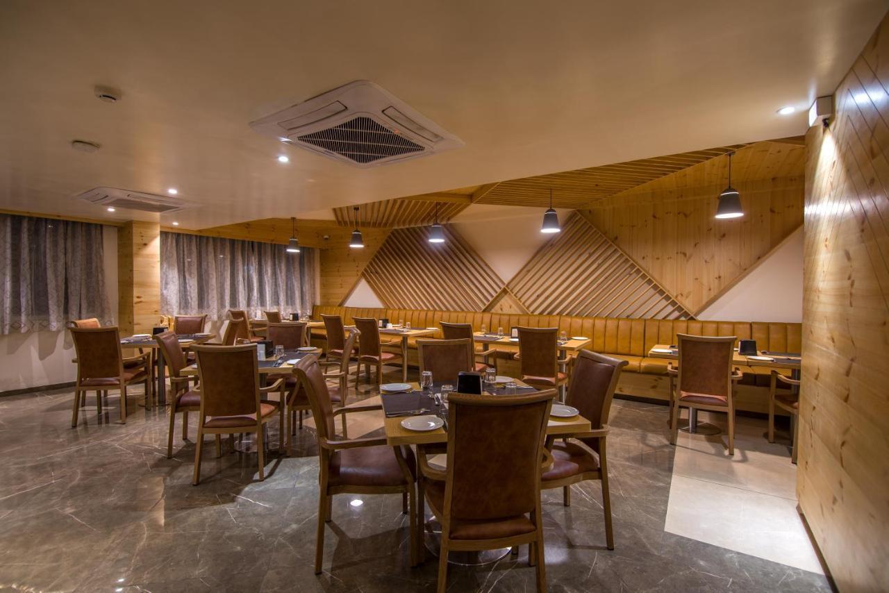 Zion - A Luxurious Hotel Bangalore Eksteriør bilde
