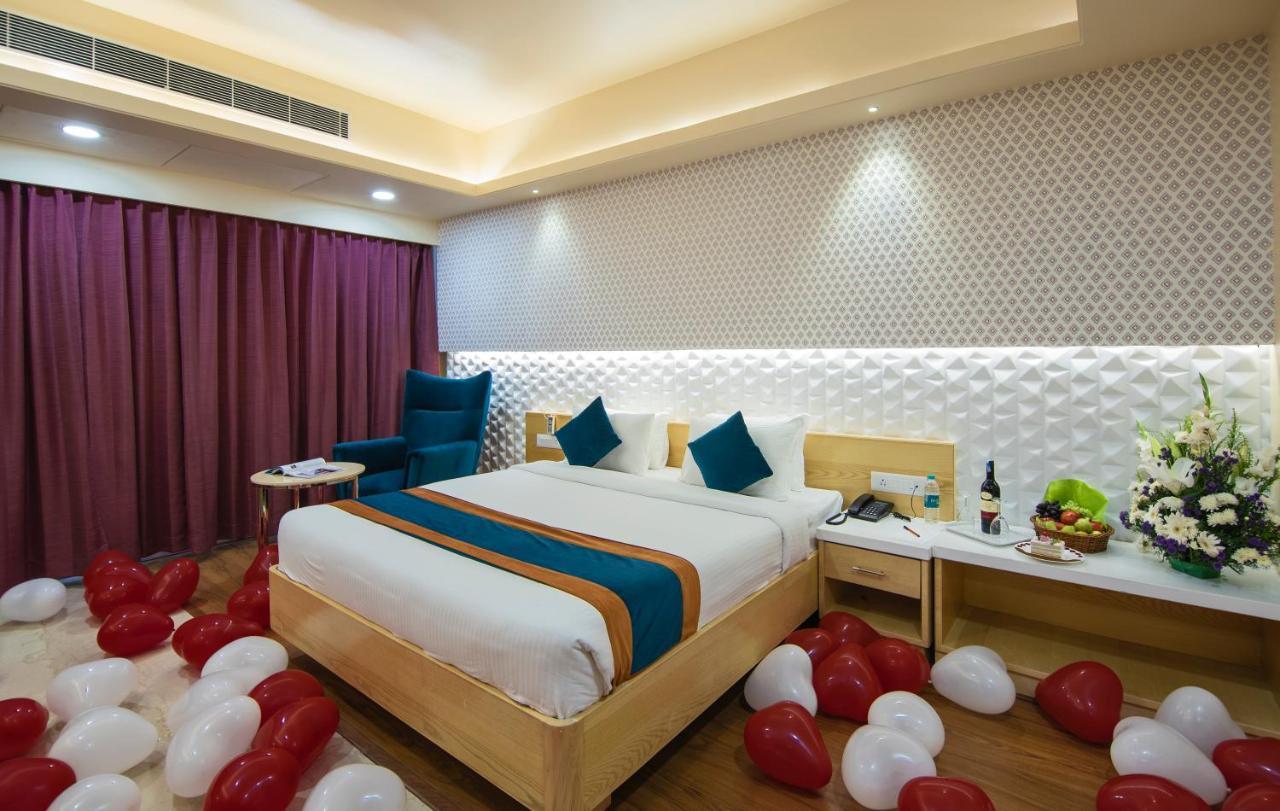 Zion - A Luxurious Hotel Bangalore Eksteriør bilde