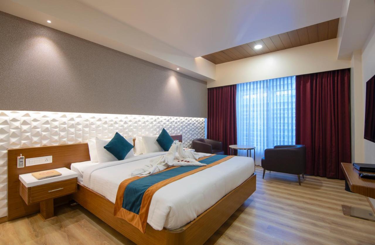 Zion - A Luxurious Hotel Bangalore Eksteriør bilde